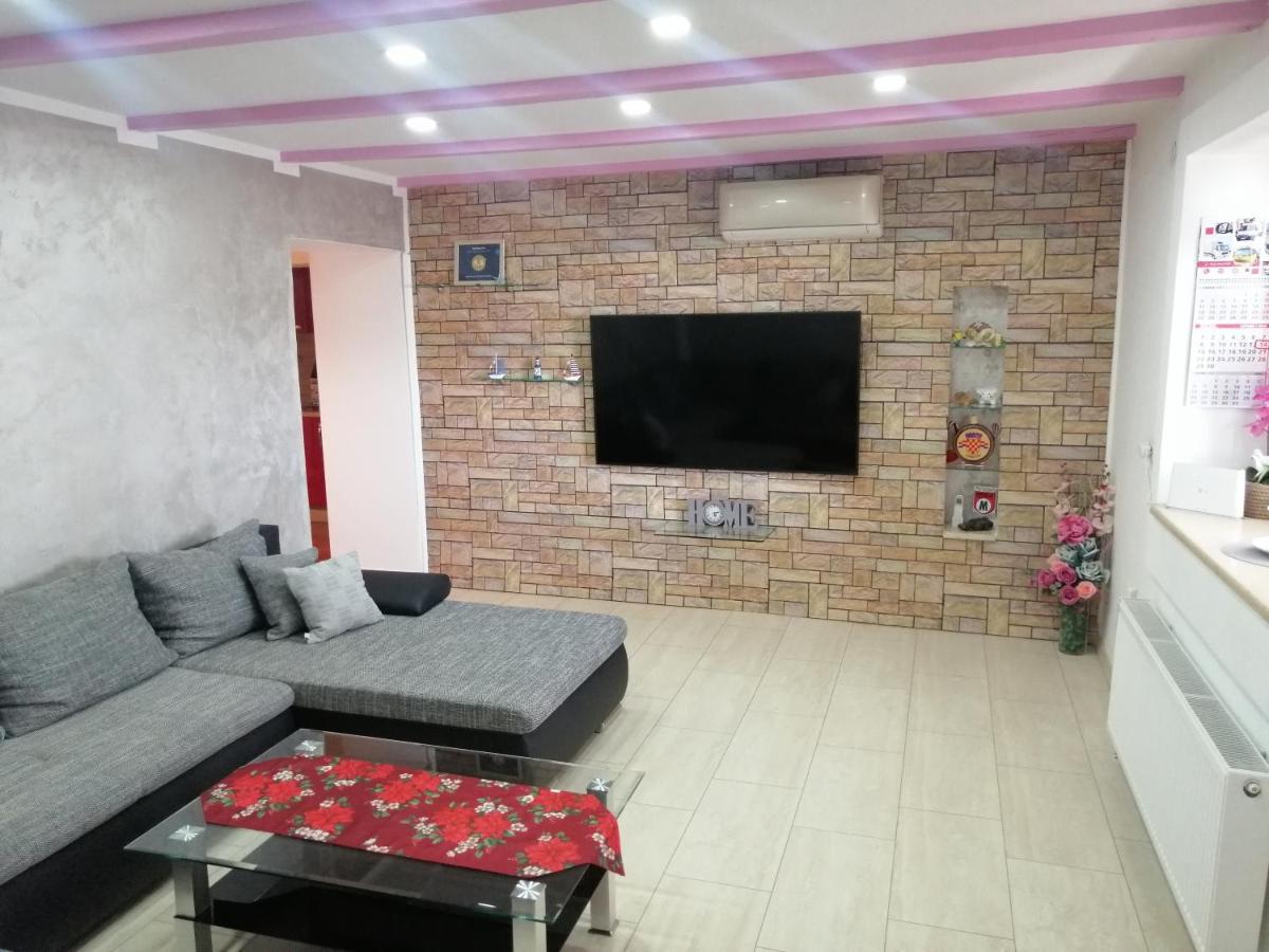 Apartment Goran&Nela Umag Buitenkant foto
