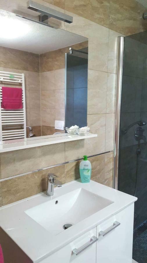 Apartment Goran&Nela Umag Buitenkant foto